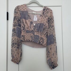 Medium Aritzia Wilfred top NWT
